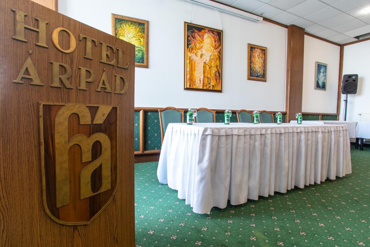 Arpad Hotel 3*